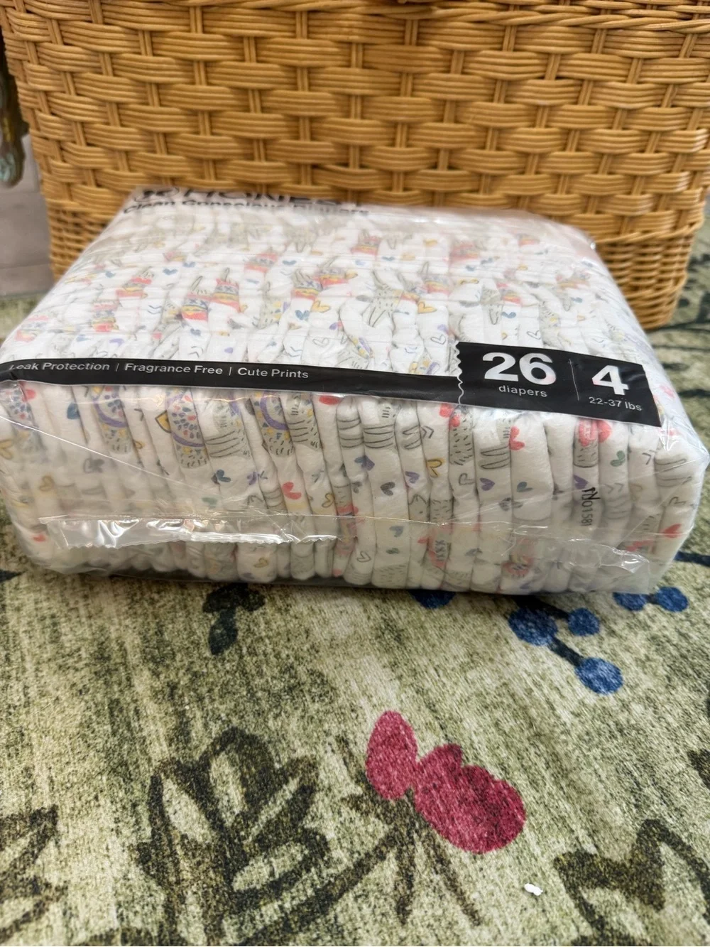 New Honest Diapers Size 4, 26 Count
